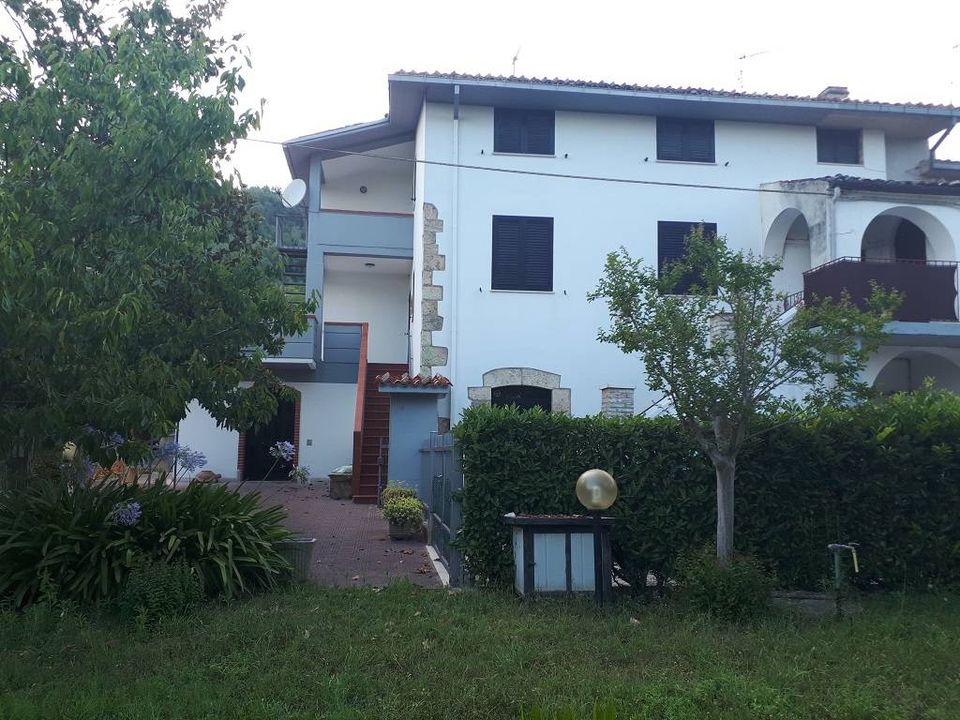Villa i Civitella del Tronto, Teramo - foto 1