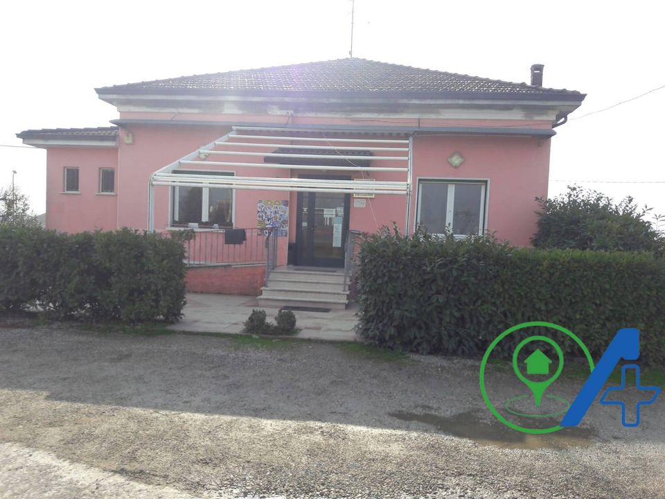 Erhvervsejendom i Goito, Mantua - foto 1