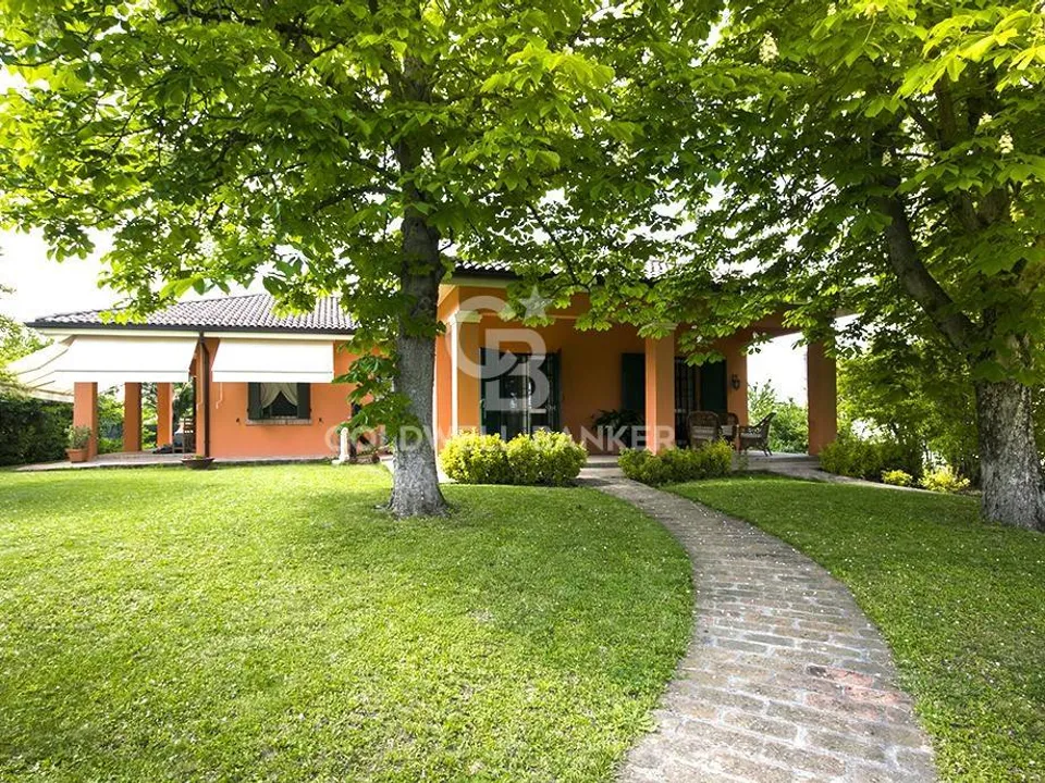 Villa i Castelvetro di Modena, Modena - foto 1
