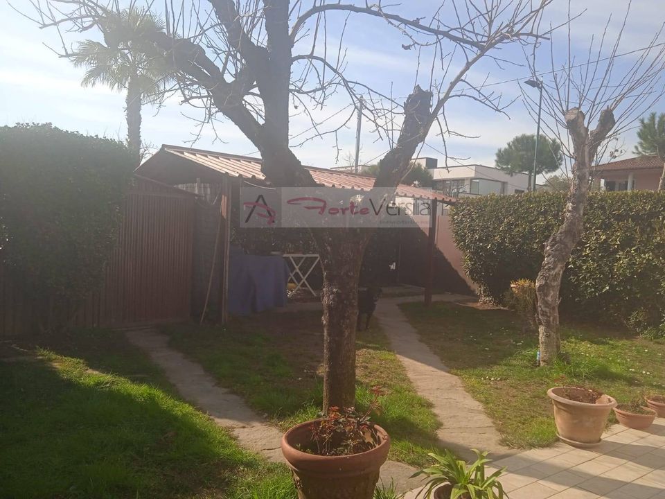 Villa a Forte dei Marmi, Lucca - foto 1