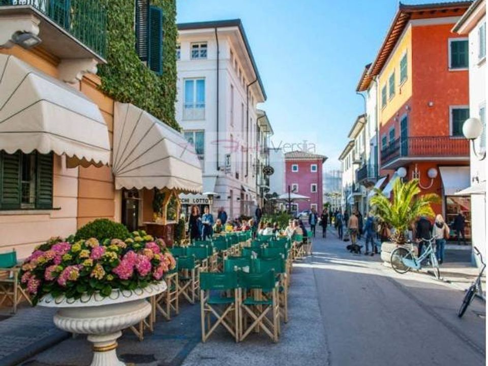 Erhvervsejendom i Forte dei Marmi, Lucca - foto 3