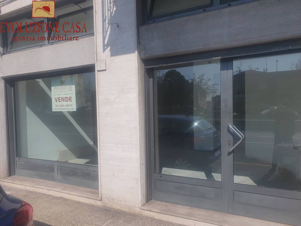 Erhvervsejendom i Monfalcone, Gorizia - foto 1