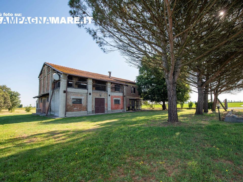 Landejendom i Jolanda di Savoia, Ferrara - foto 1