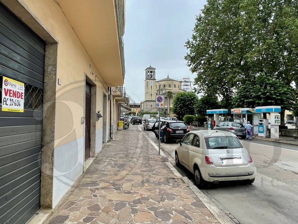 Erhvervsejendom i Aquino, Frosinone - foto 2