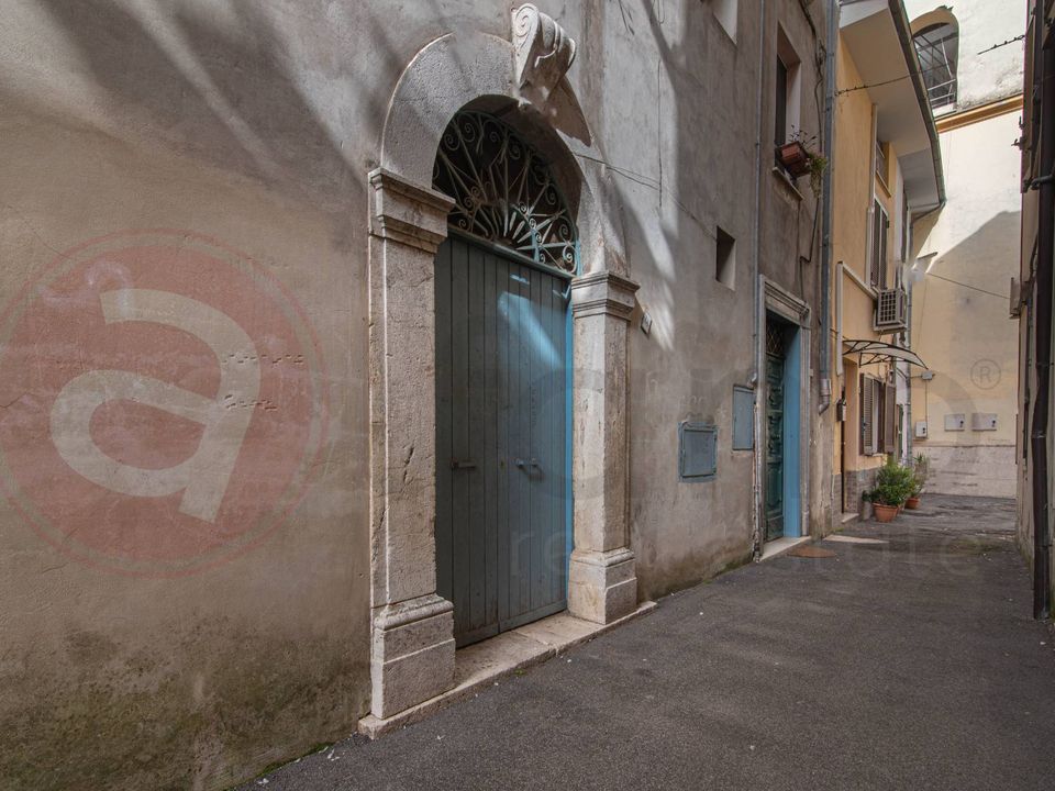 Erhvervsejendom i Pontecorvo, Frosinone - foto 2