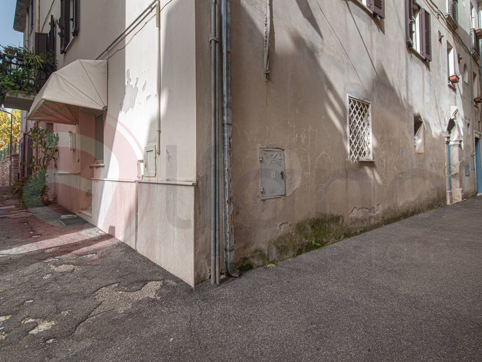 Erhvervsejendom i Pontecorvo, Frosinone - foto 5