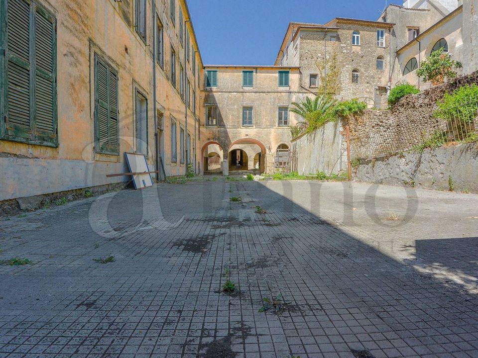 Erhvervsejendom i Arpino, Frosinone - foto 2
