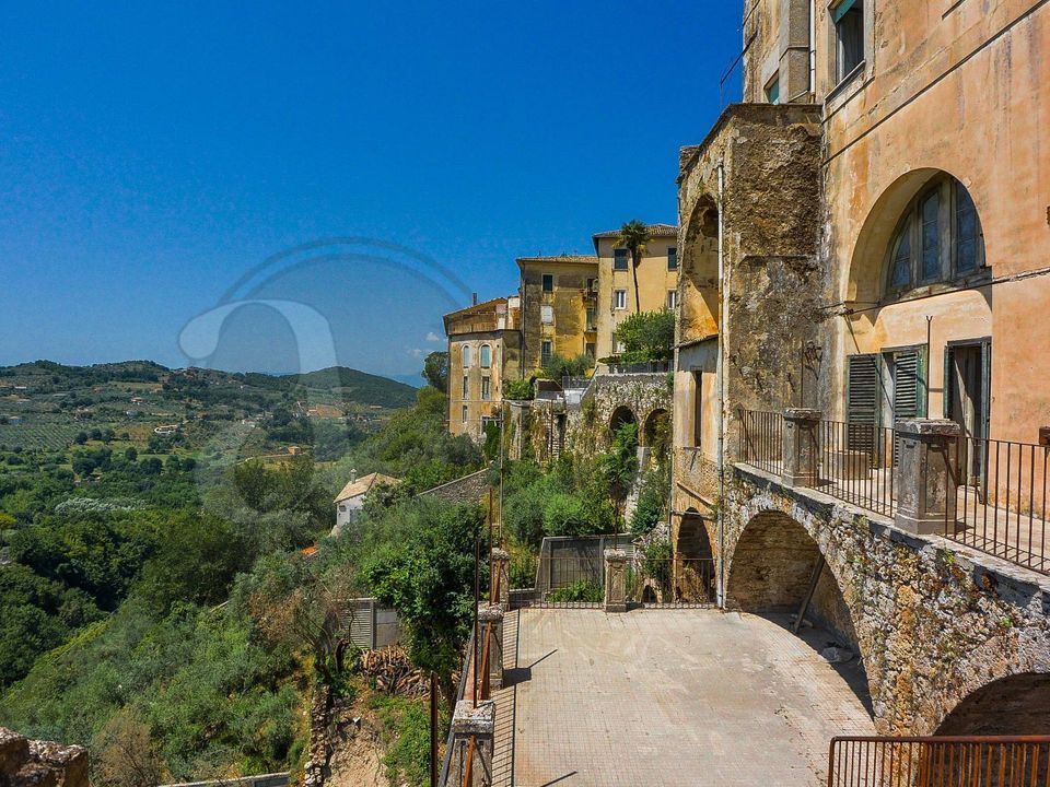Erhvervsejendom i Arpino, Frosinone - foto 3