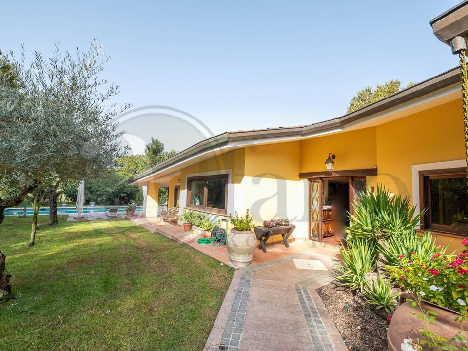 Villa i Pignataro Interamna, Frosinone - foto 1