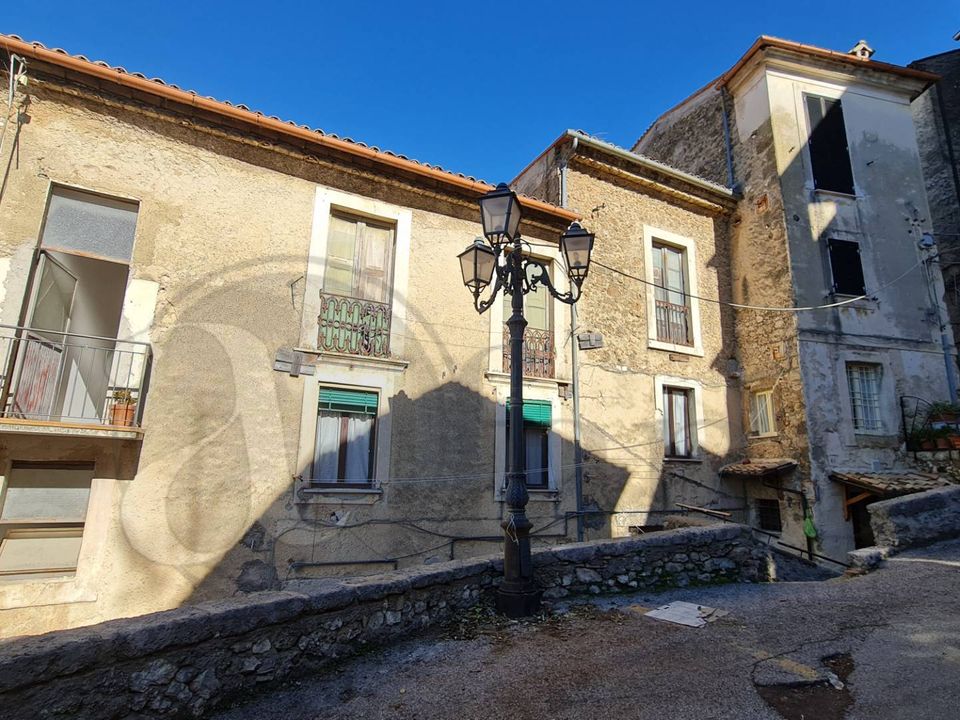 Erhvervsejendom i Arpino, Frosinone - foto 3