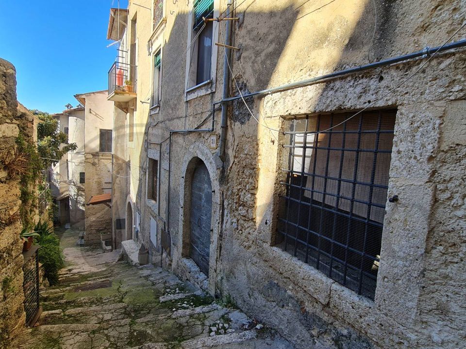 Erhvervsejendom i Arpino, Frosinone - foto 4