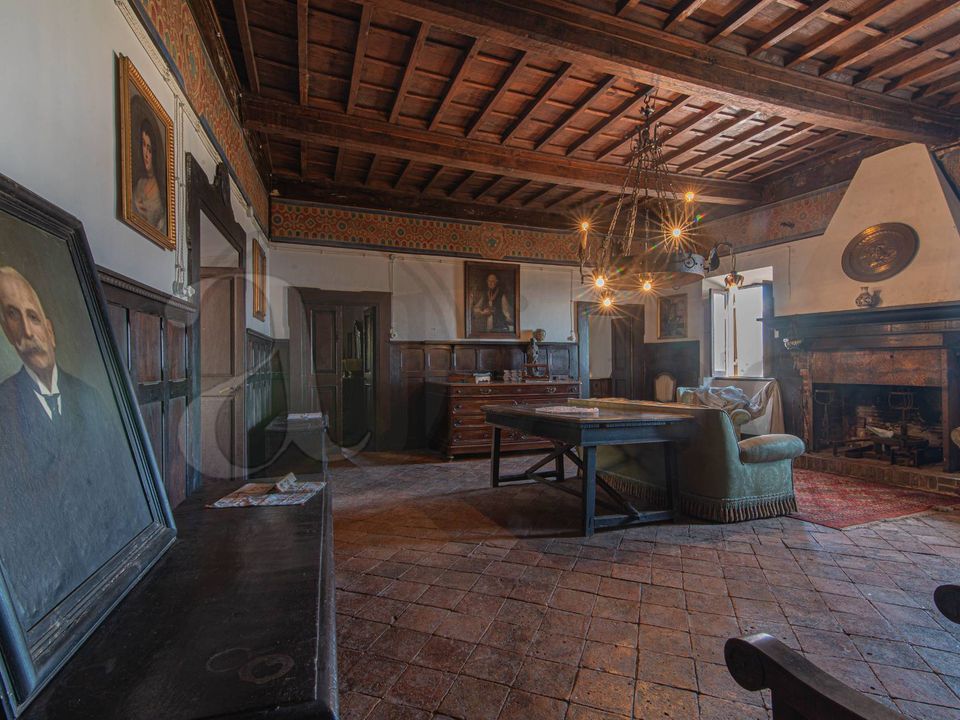Erhvervsejendom i Vico nel Lazio, Frosinone - foto 2