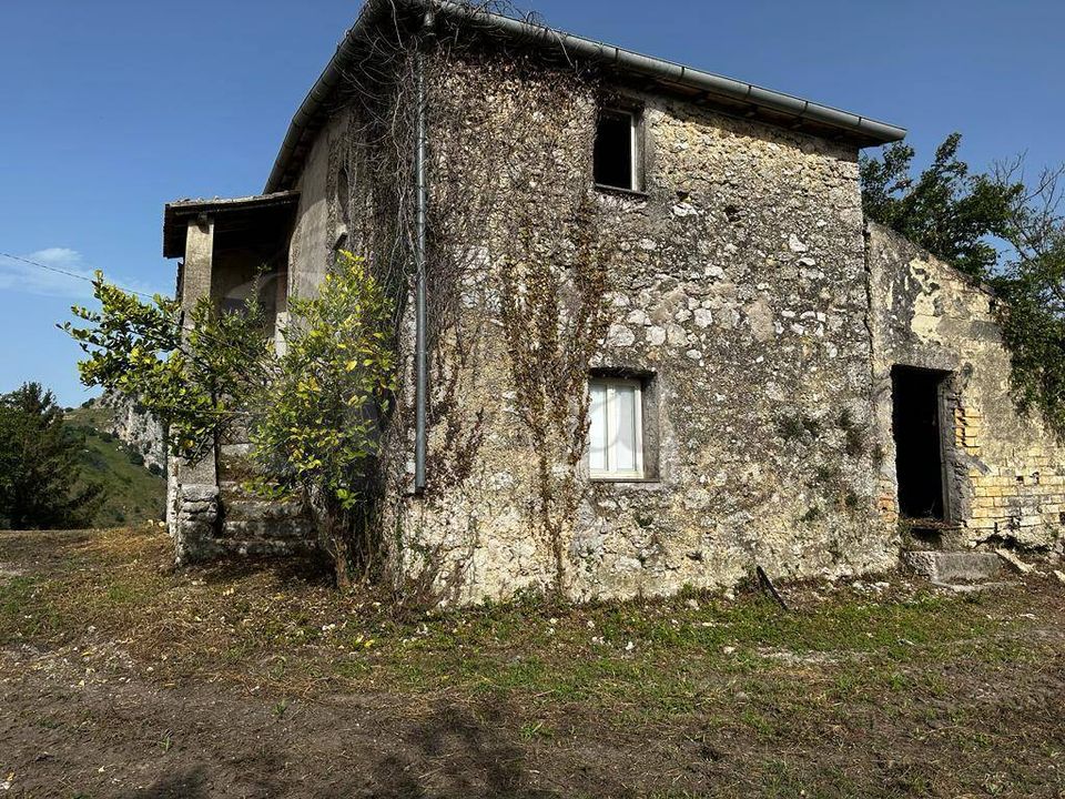 Landejendom i Rocca d'Arce, Frosinone - foto 2