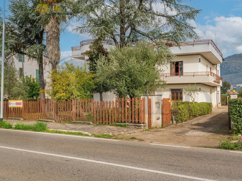 Villa i Roccasecca, Frosinone - foto 1