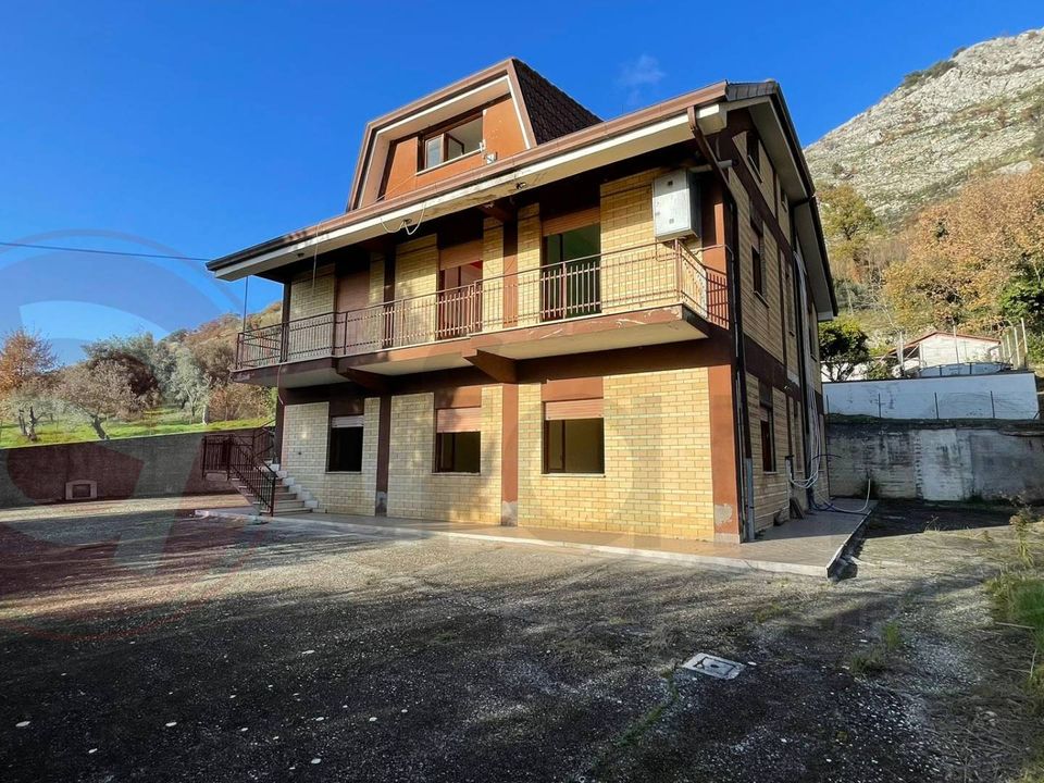 Villa i Roccasecca, Frosinone - bilde 1