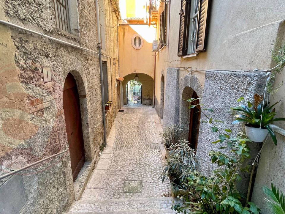 Erhvervsejendom i Arpino, Frosinone - foto 3