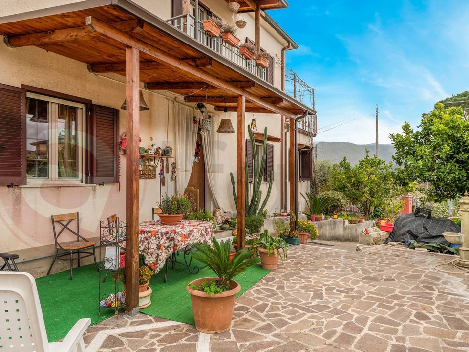 Villa i Sant'Ambrogio sul Garigliano, Frosinone - foto 3