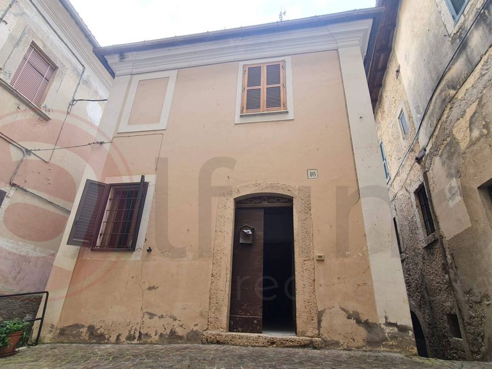 Landejendom i Arpino, Frosinone - foto 1