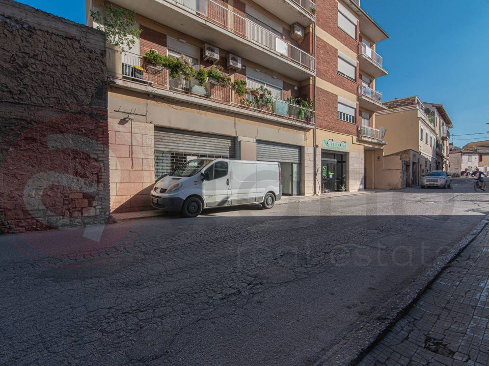 Erhvervsejendom i Terracina, Latina - foto 4