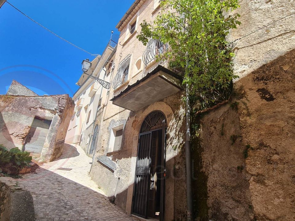Erhvervsejendom i Alvito, Frosinone - foto 3