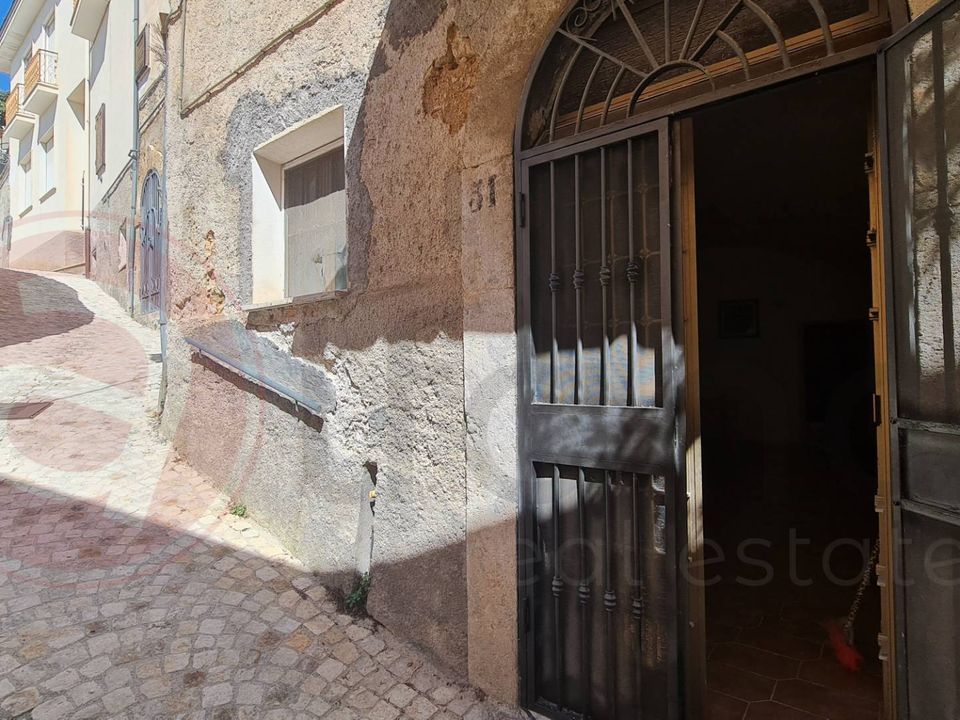 Erhvervsejendom i Alvito, Frosinone - foto 4