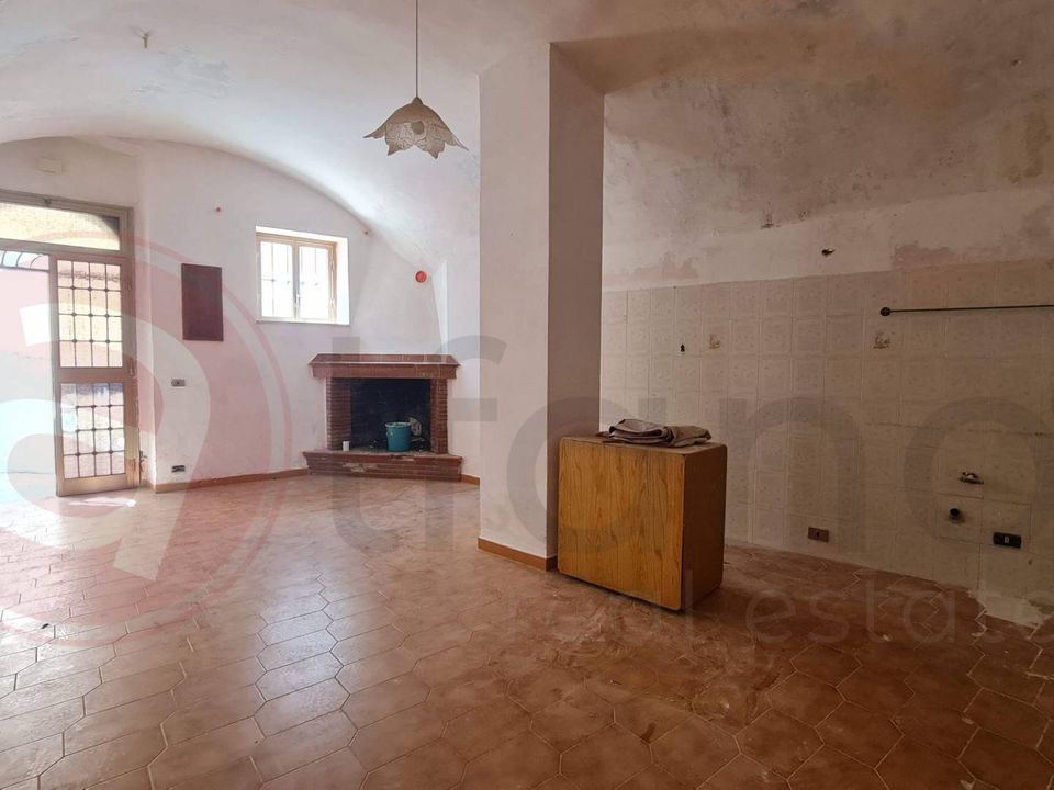Erhvervsejendom i Alvito, Frosinone - foto 5