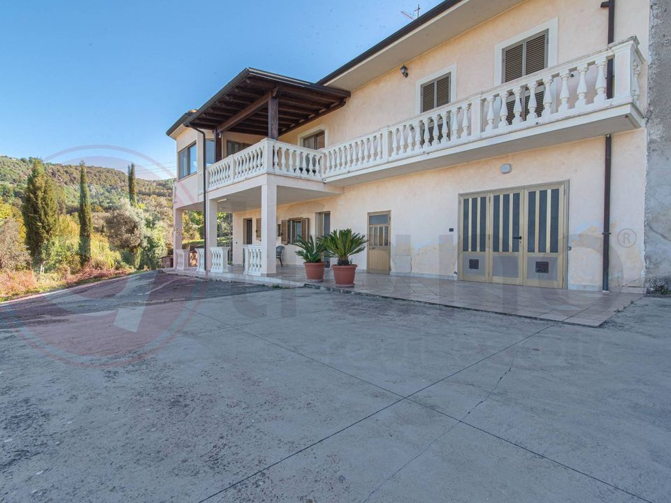 Villa i Arpino, Frosinone - foto 1