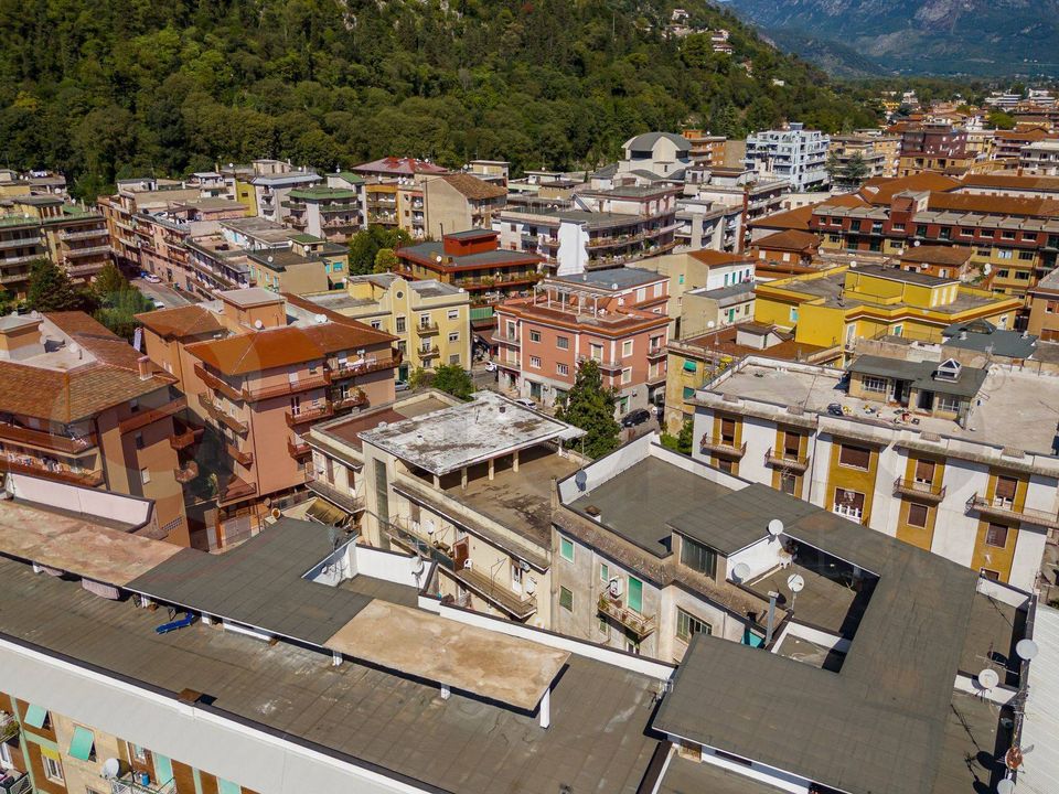 Erhvervsejendom i Cassino, Frosinone - foto 5