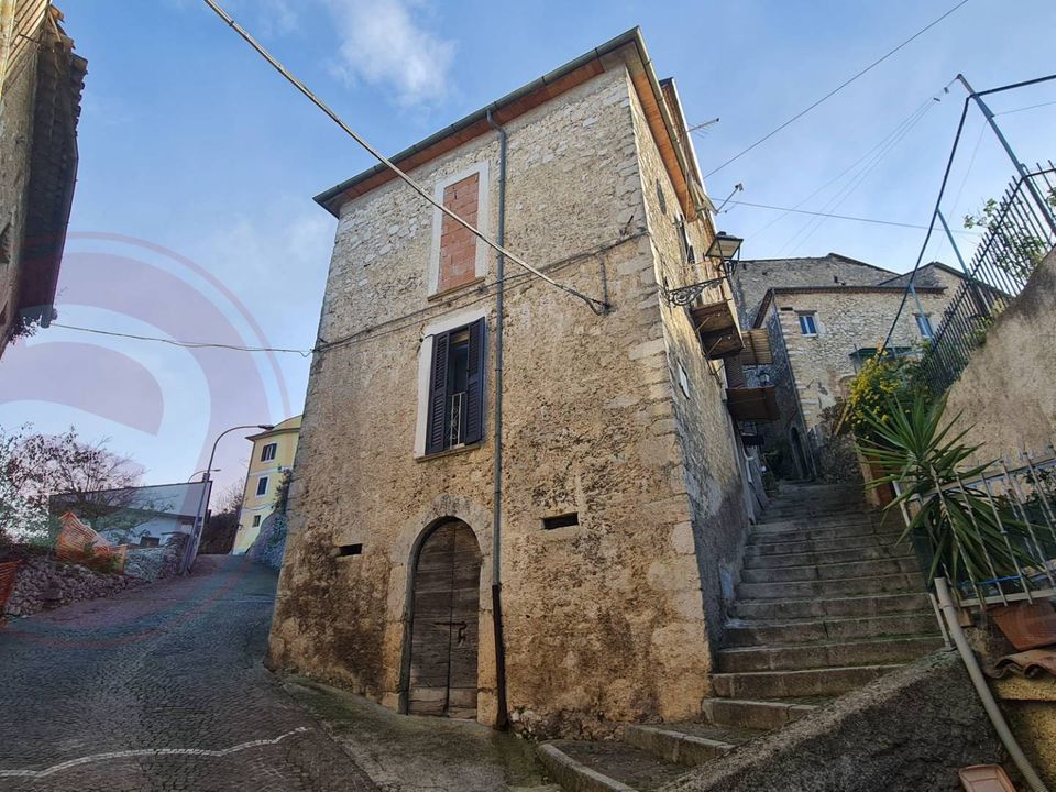 Landejendom i Arce, Frosinone - foto 1