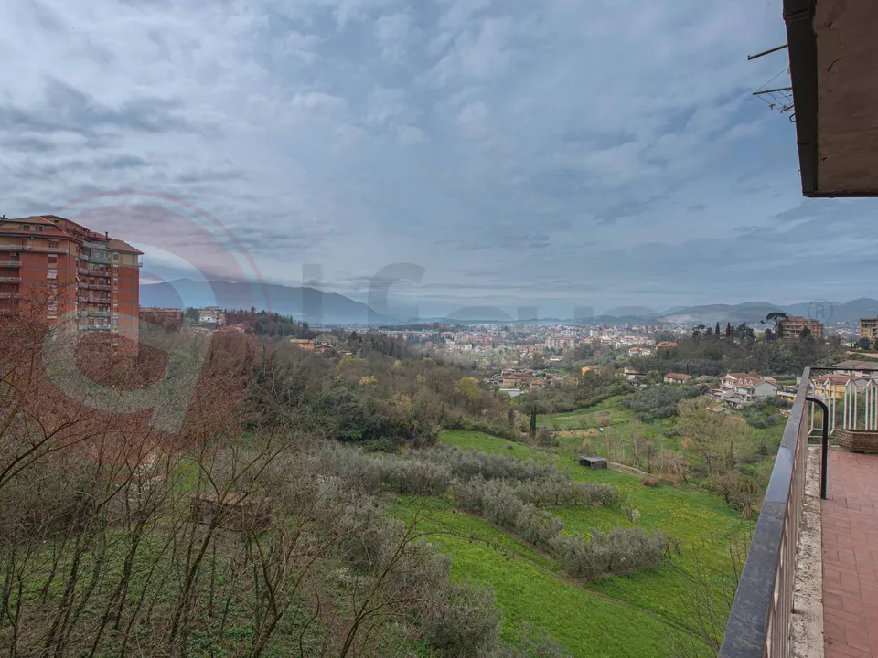 Apartament a Frosinone, Frosinone - foto 3