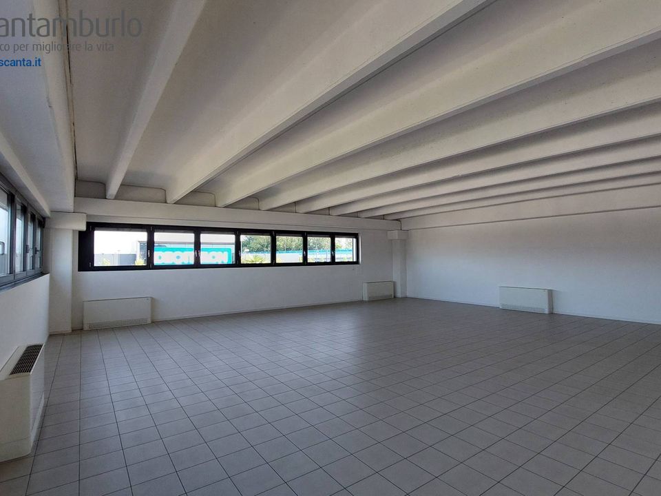 Erhvervsejendom i Treviso, Treviso - foto 1