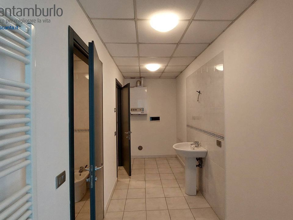 Erhvervsejendom i Treviso, Treviso - foto 2