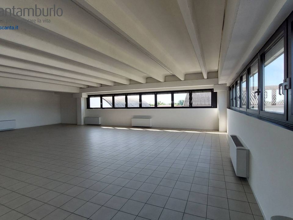 Erhvervsejendom i Treviso, Treviso - foto 1