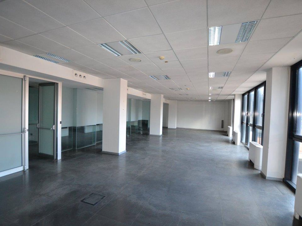Commercial property in Padua, Padua - photo 1
