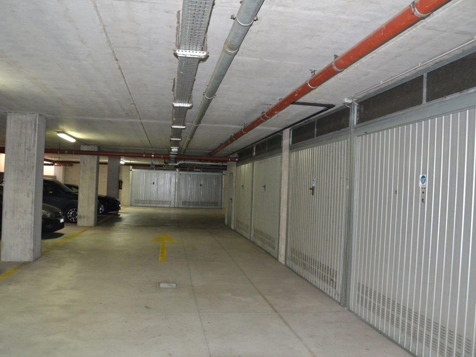 Estacionamento em Padua, Padua - foto 1