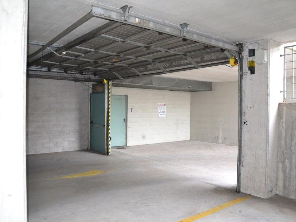 Estacionamento em Padua, Padua - foto 4