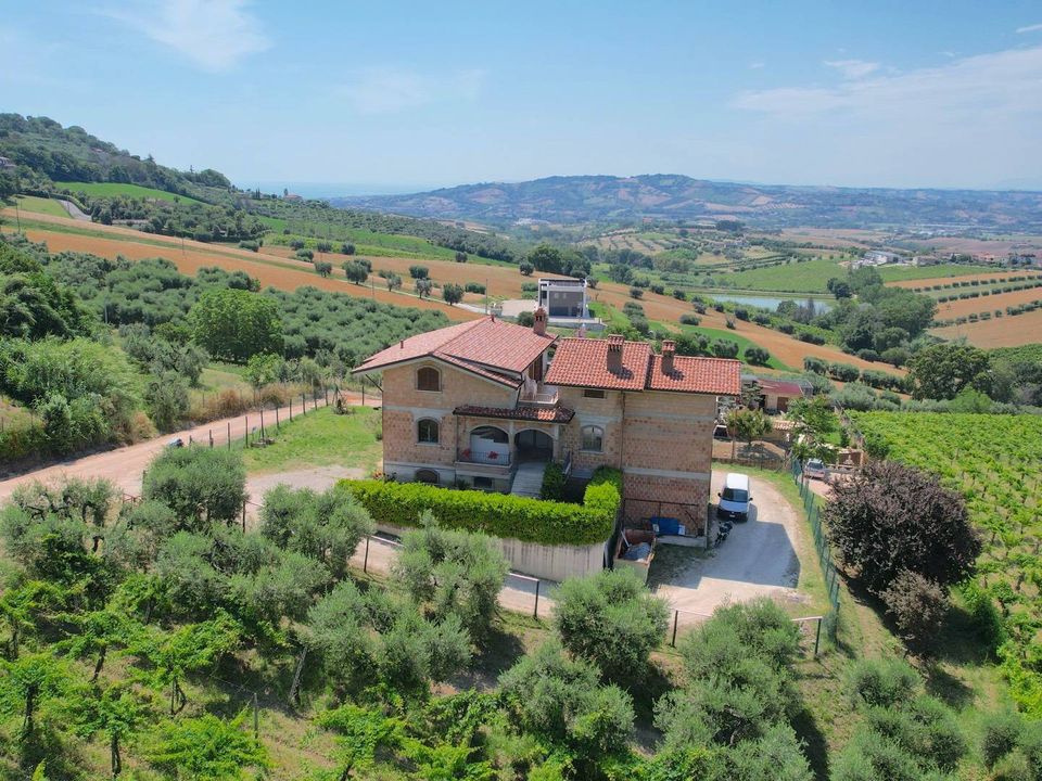 Villa i Colonnella, Teramo - foto 1
