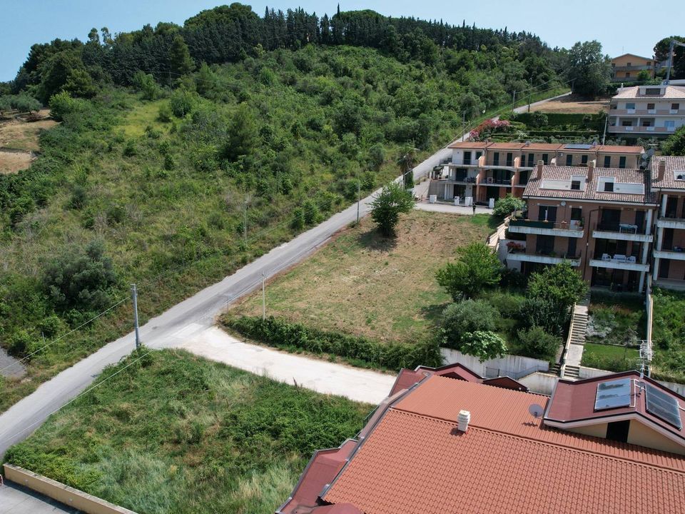 Helårsgrund i Colonnella, Teramo - foto 3
