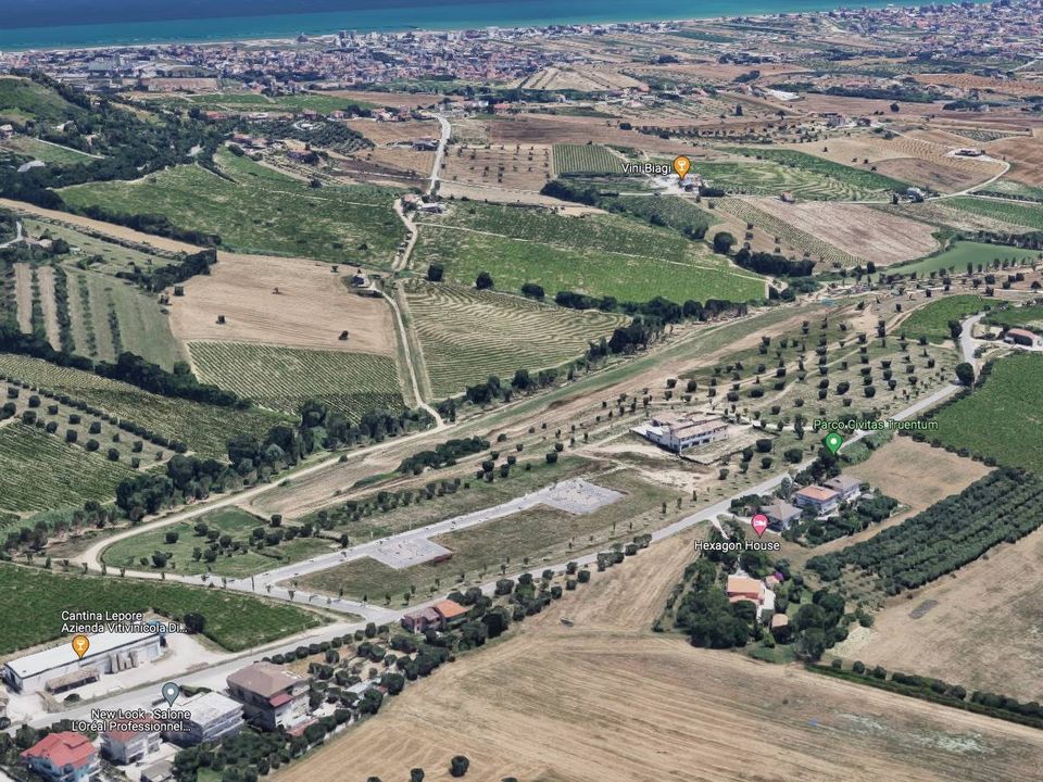 Erhvervsejendom i Colonnella, Teramo - foto 2