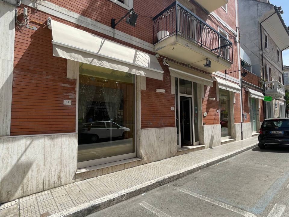 Propriedade comercial em San Benedetto Del Tronto, Ascoli Piceno - foto 3
