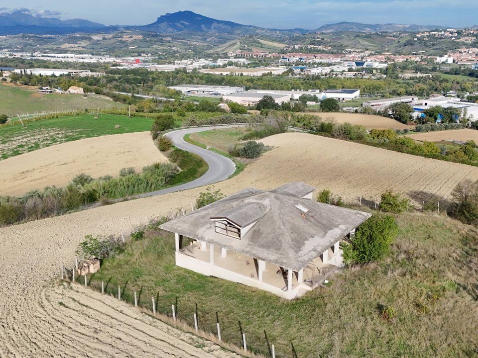 Villa i Ancarano, Teramo - foto 4