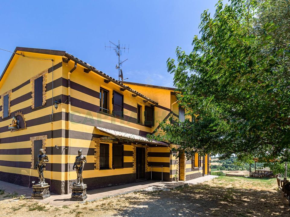 Villa in Castel San Pietro Terme, Bologna - foto 1