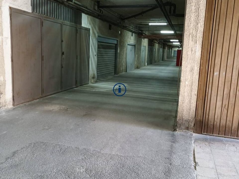 Place de parking - Maddaloni, Caserta - photo 4