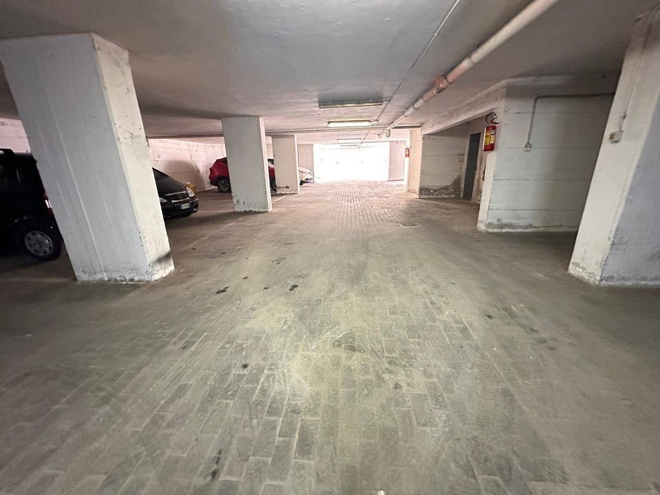 Parkeringsplads i Caserta, Caserta - foto 1