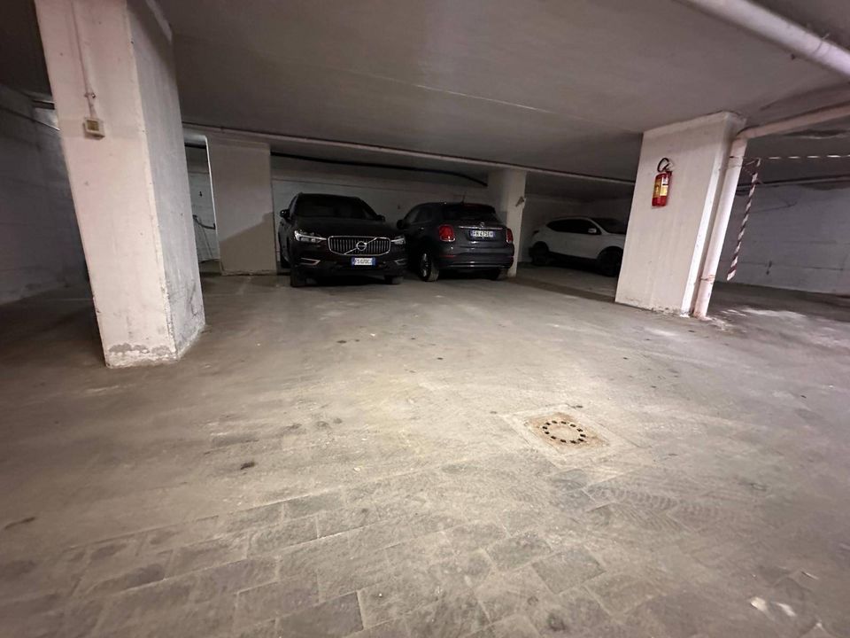 Parkeringsplads i Caserta, Caserta - foto 3