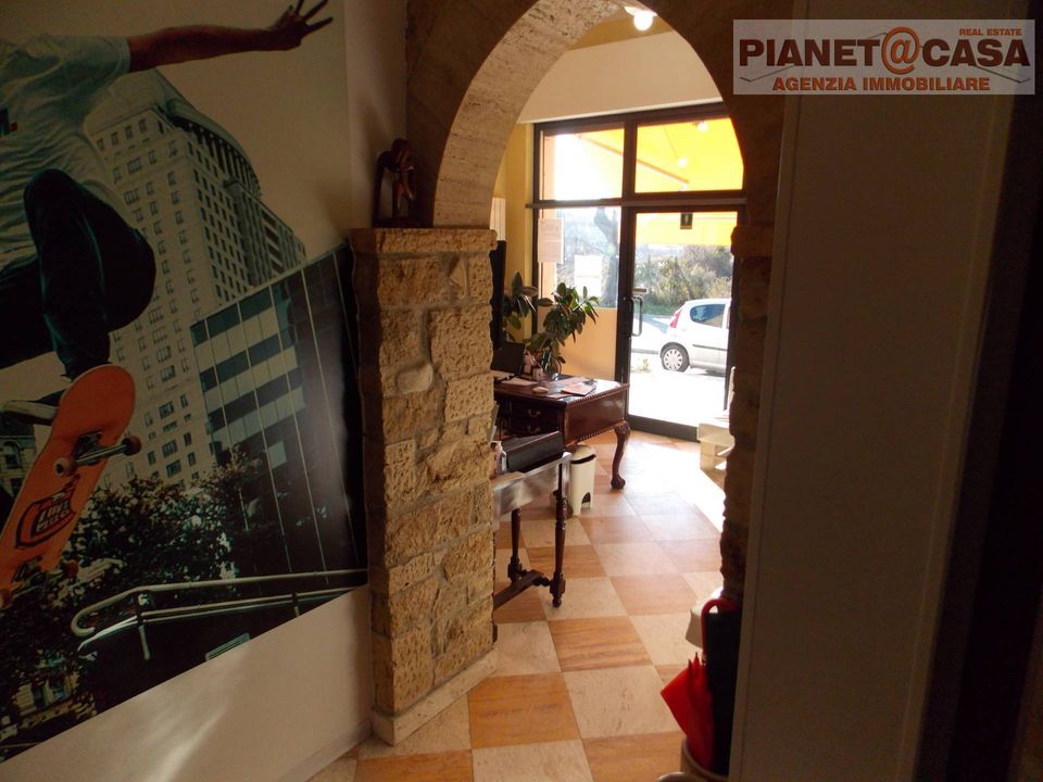 Erhvervsejendom i Castel Di Lama, Ascoli Piceno - foto 4