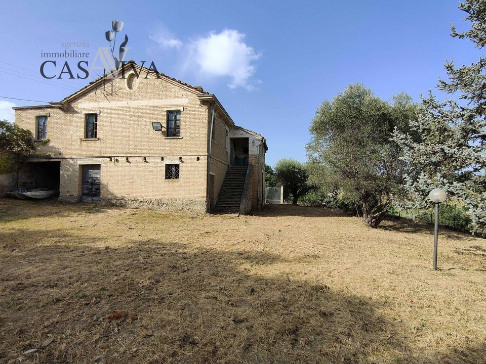 Landejendom i Acquaviva Picena, Ascoli Piceno - foto 1