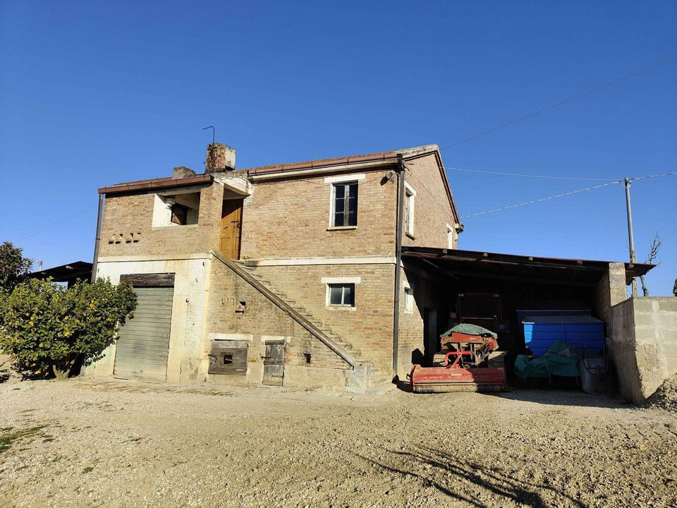 Landejendom i Acquaviva Picena, Ascoli Piceno - foto 1