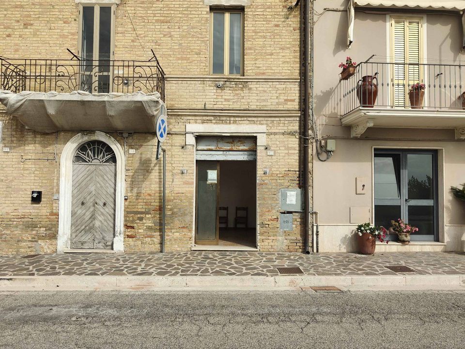 Erhvervsejendom i Acquaviva Picena, Ascoli Piceno - foto 3