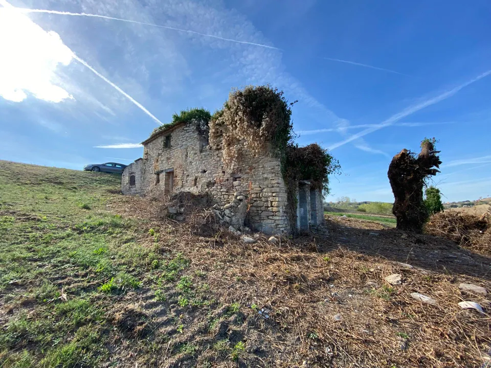 Landejendom i Monte Rinaldo, Fermo - foto 1